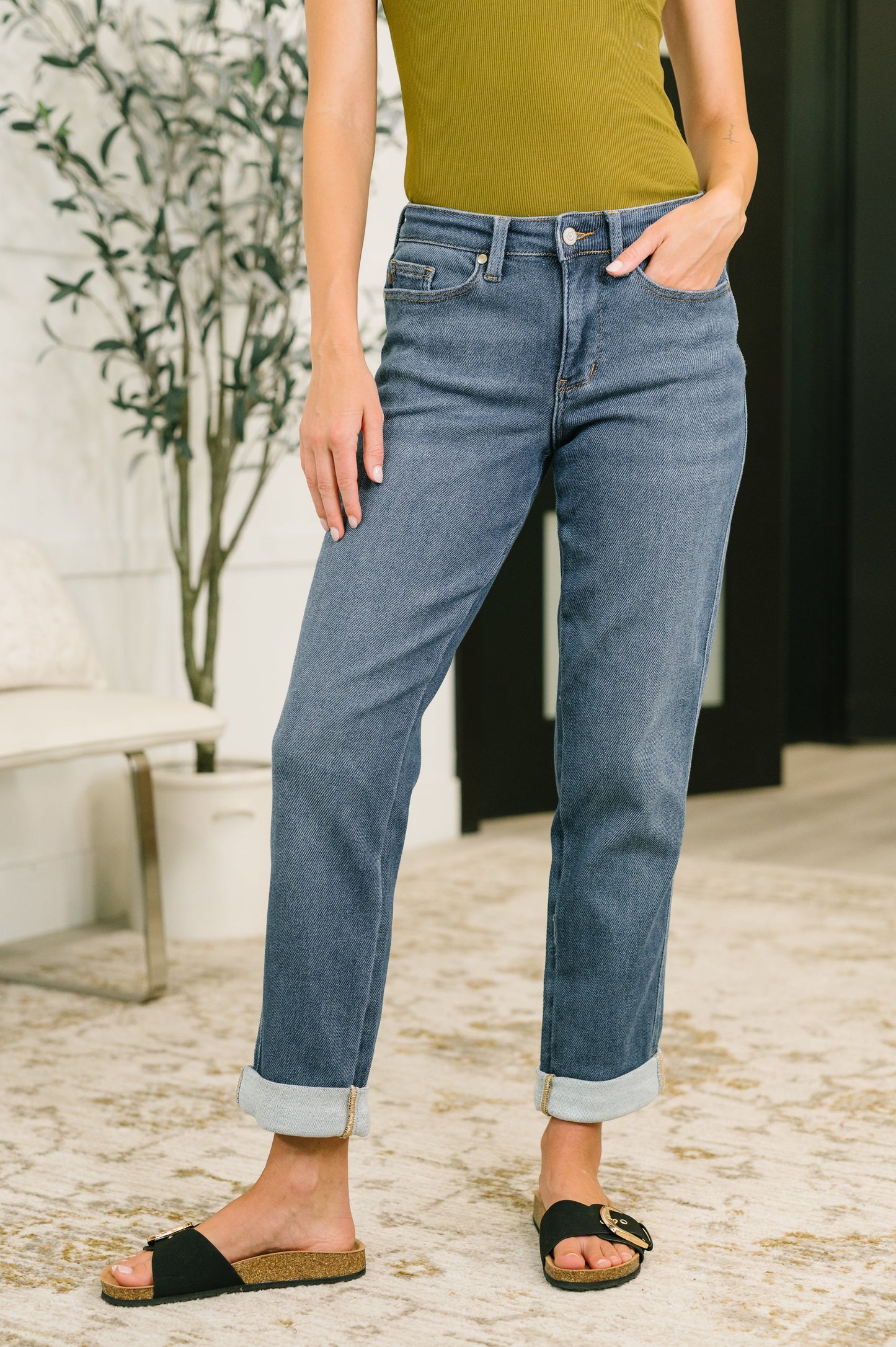 Shane Mid Rise Billie Boyfriend Jean in Dark Cozy Indigo
